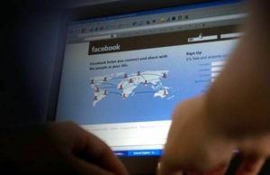 Sui social offende gli uffici comunali: il sindaco lo querela